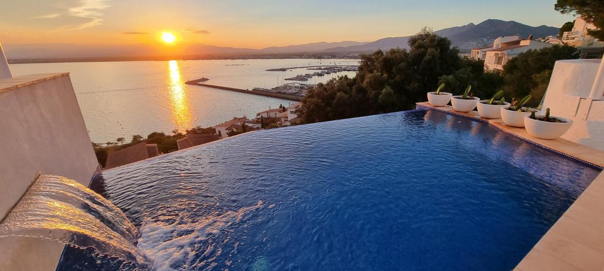 Agi Castell Mar Apartment Росес Екстериор снимка